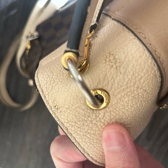 More pics of the LV Clapton Backpack - Picture 9 of 9